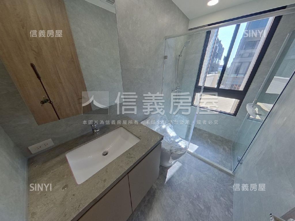 伸港公所旁全新臨路別墅房屋室內格局與周邊環境