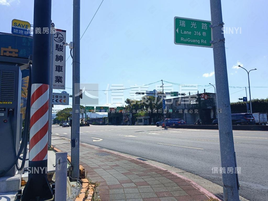 西湖段大面寬土地房屋室內格局與周邊環境