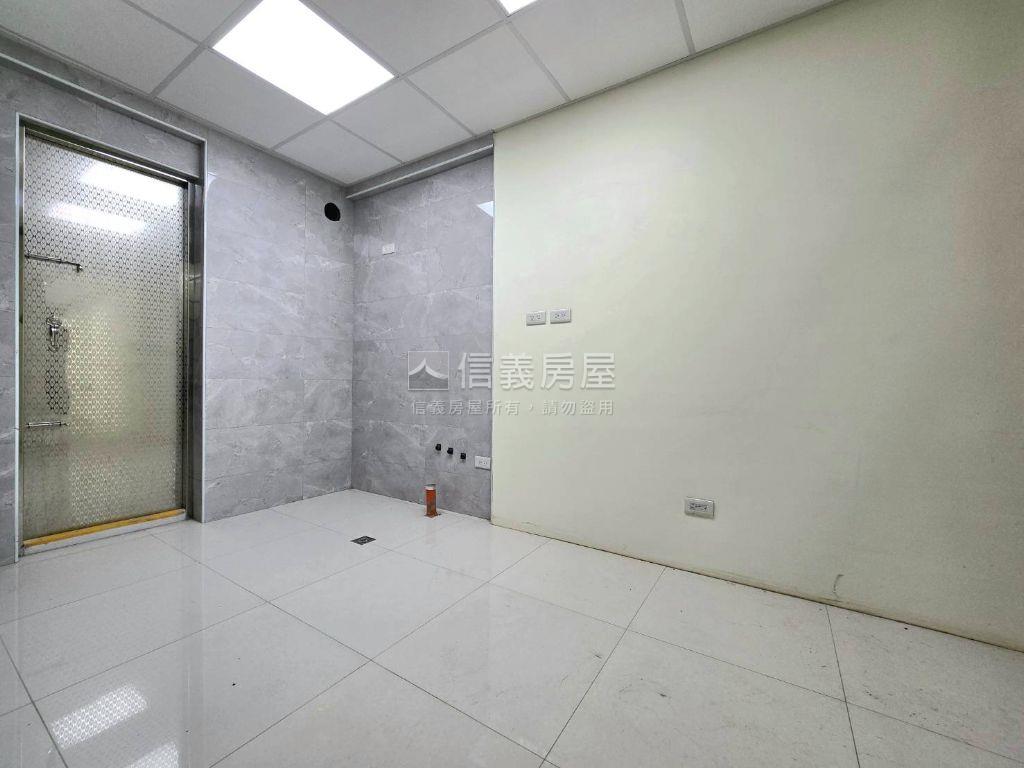 近高應大低總價透天房屋室內格局與周邊環境