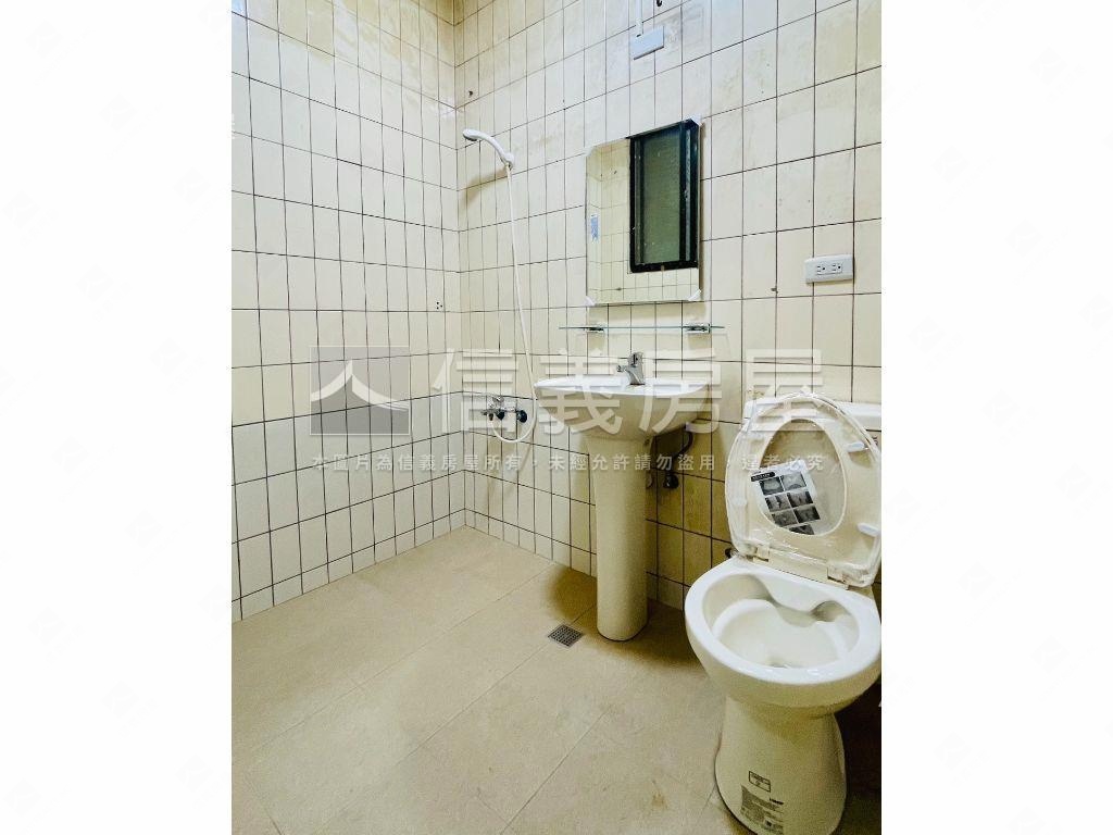 秀朗臨路一樓房屋室內格局與周邊環境