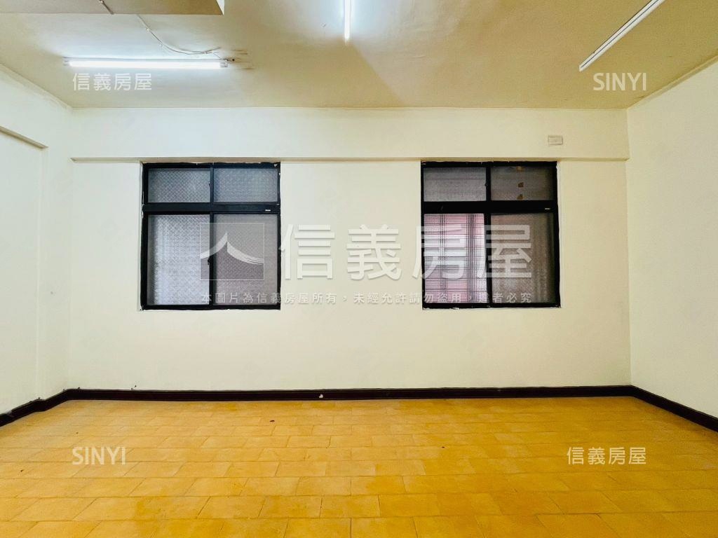 秀朗臨路一樓房屋室內格局與周邊環境