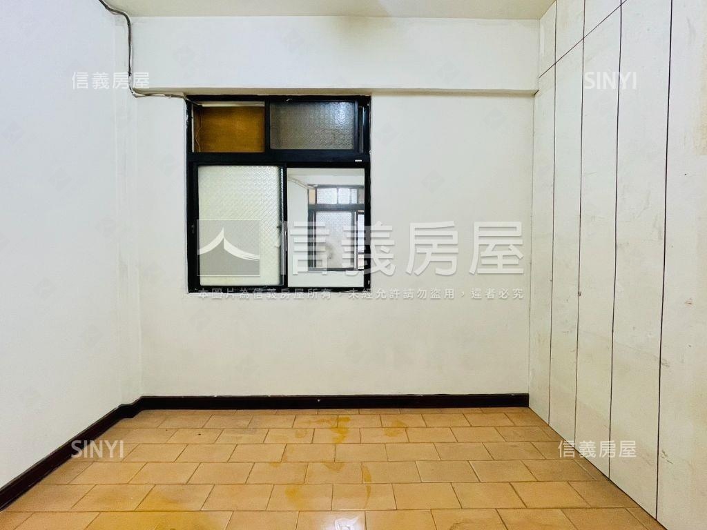 秀朗臨路一樓房屋室內格局與周邊環境