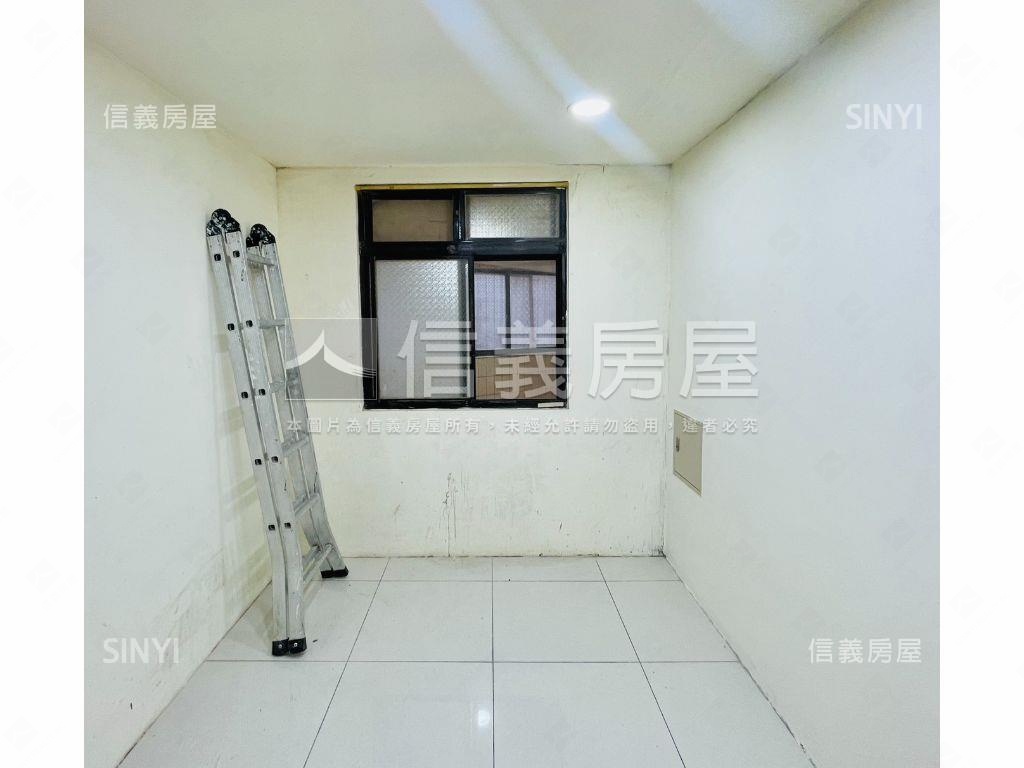 秀朗臨路一樓房屋室內格局與周邊環境