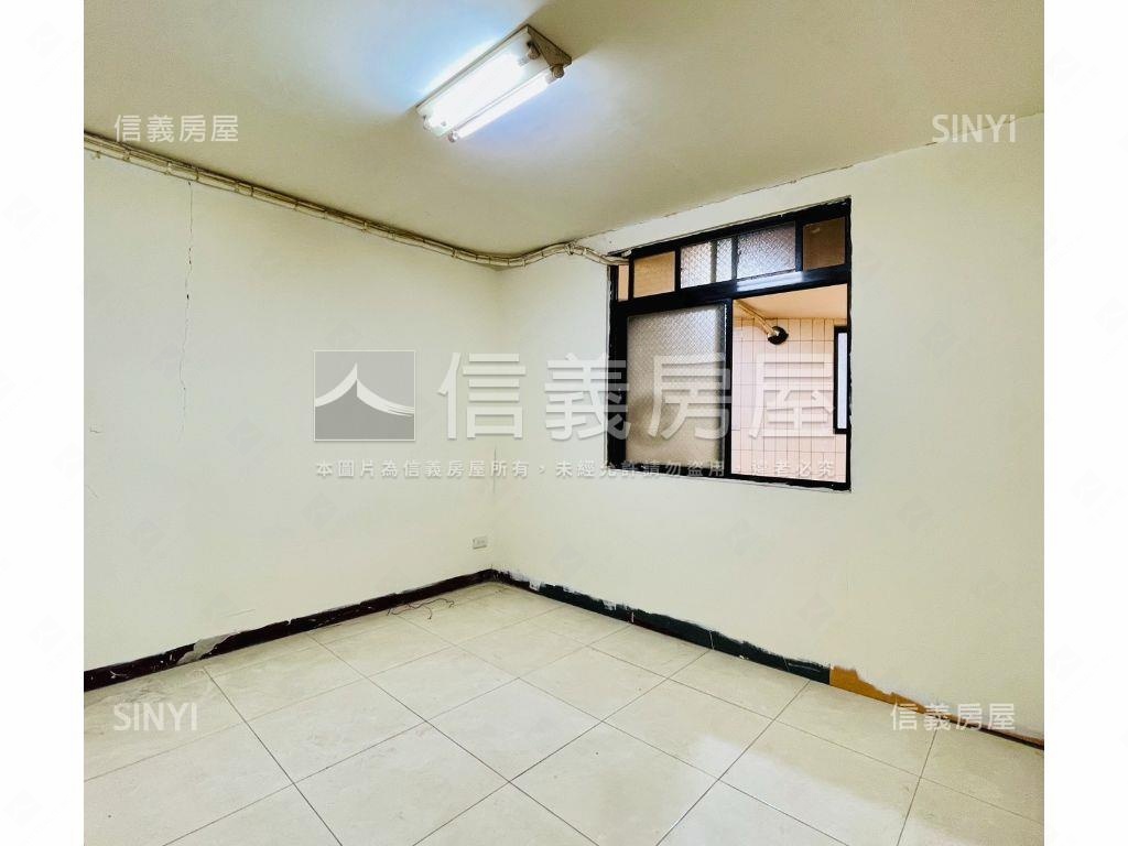 秀朗臨路一樓房屋室內格局與周邊環境