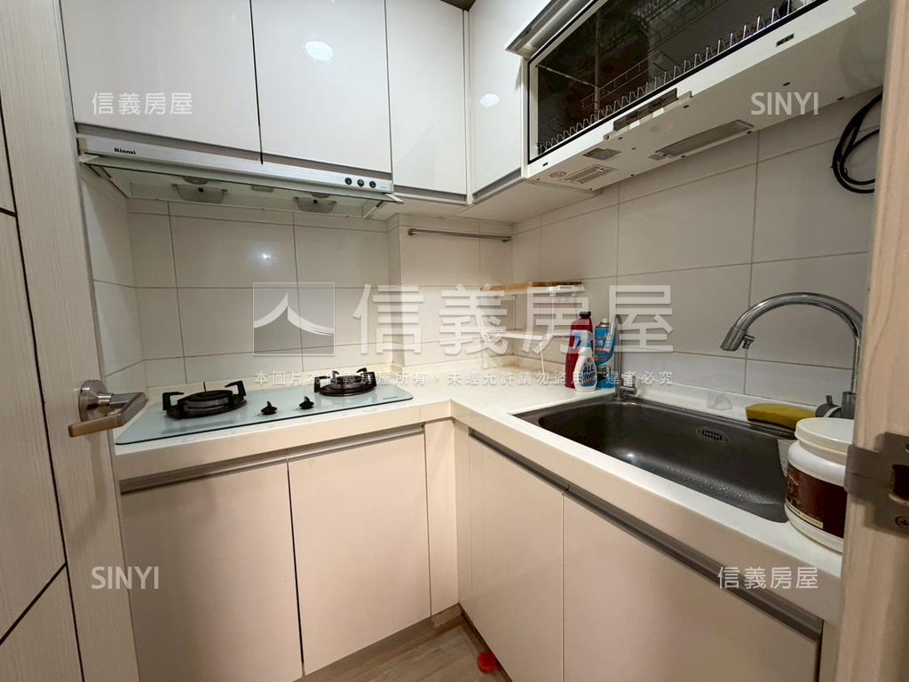 近成大樹梢兩房房屋室內格局與周邊環境
