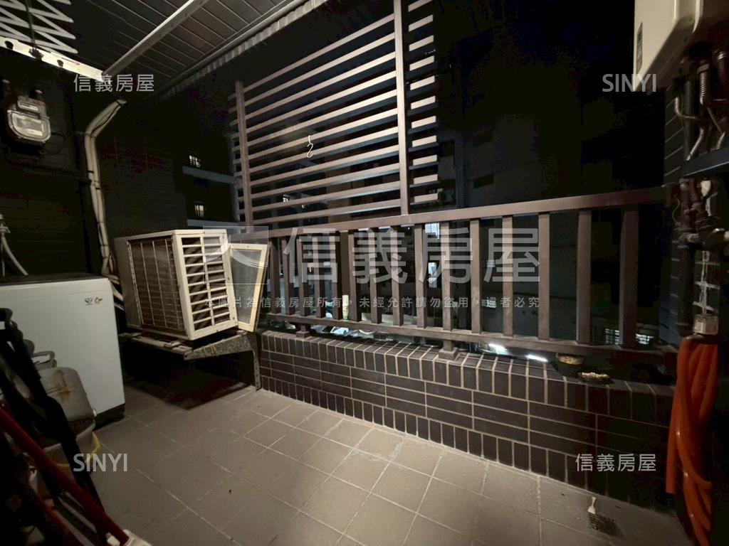 近成大樹梢兩房房屋室內格局與周邊環境
