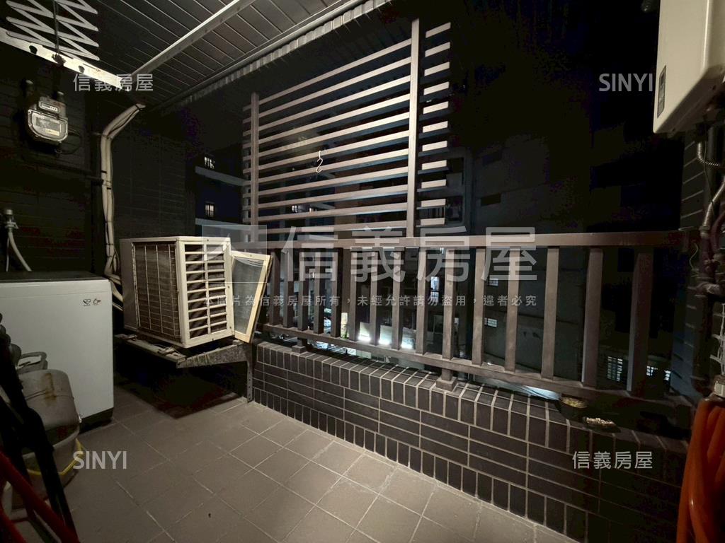 近成大樹梢兩房房屋室內格局與周邊環境