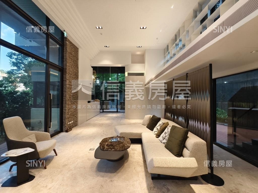 信義誠家高樓美景３房房屋室內格局與周邊環境