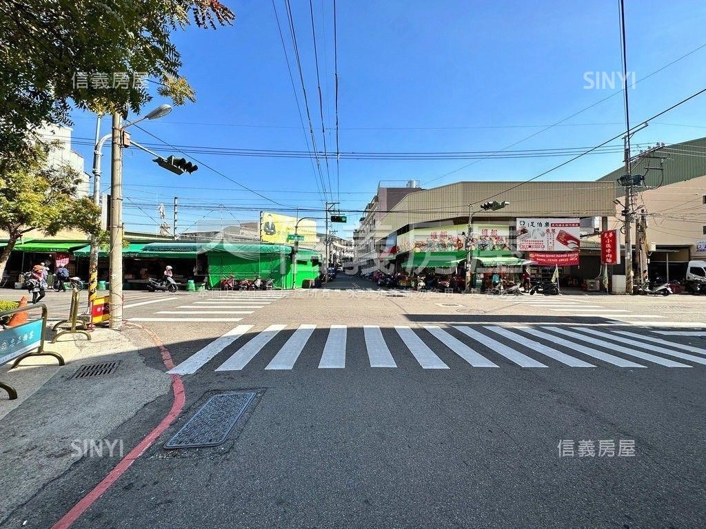 近德芳南路孝親四房附裝潢房屋室內格局與周邊環境