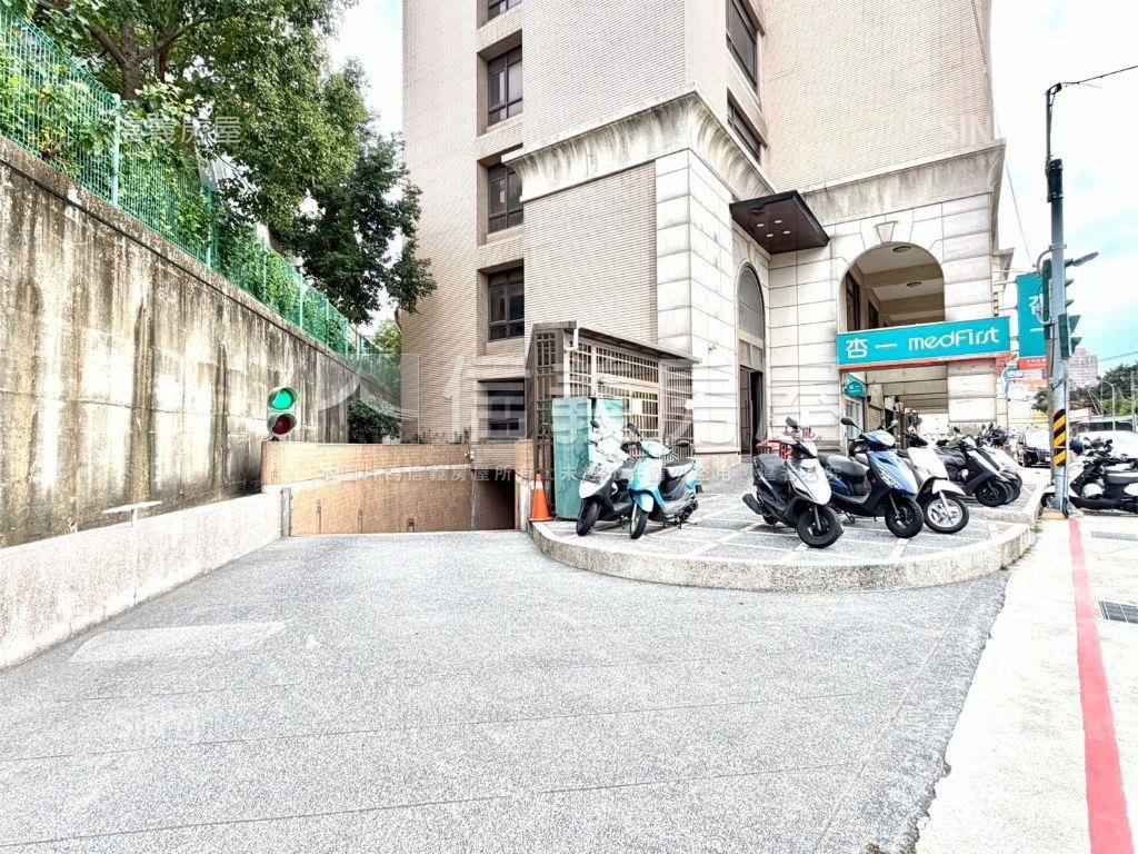 近清大有陽台套房房屋室內格局與周邊環境