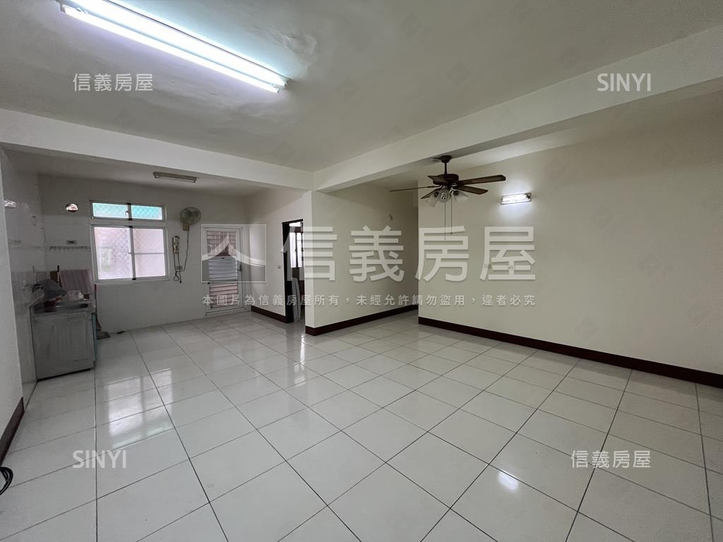 綠園道二樓大三房美寓房屋室內格局與周邊環境