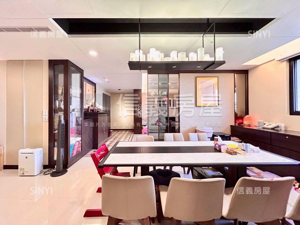國家一號壯闊景觀美宅房屋室內格局與周邊環境
