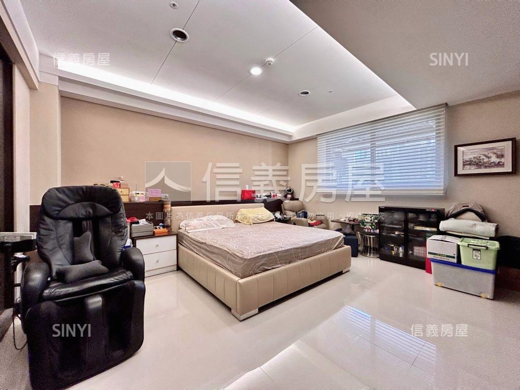國家一號壯闊景觀美宅房屋室內格局與周邊環境