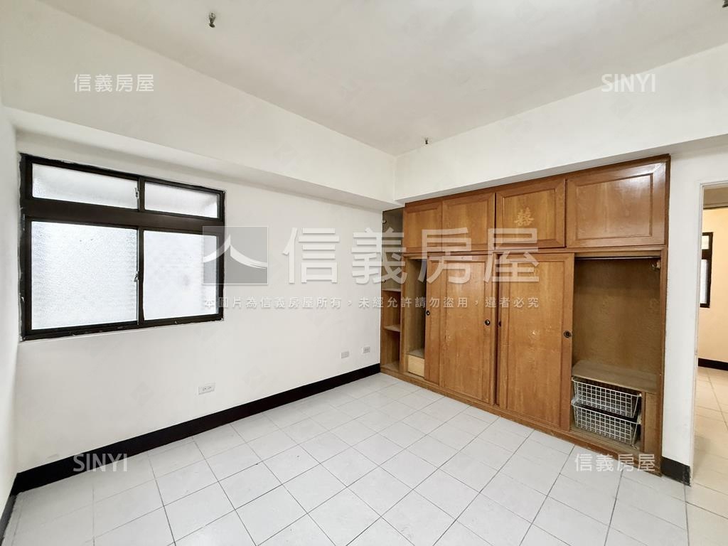 光華國宅高樓靓四房房屋室內格局與周邊環境