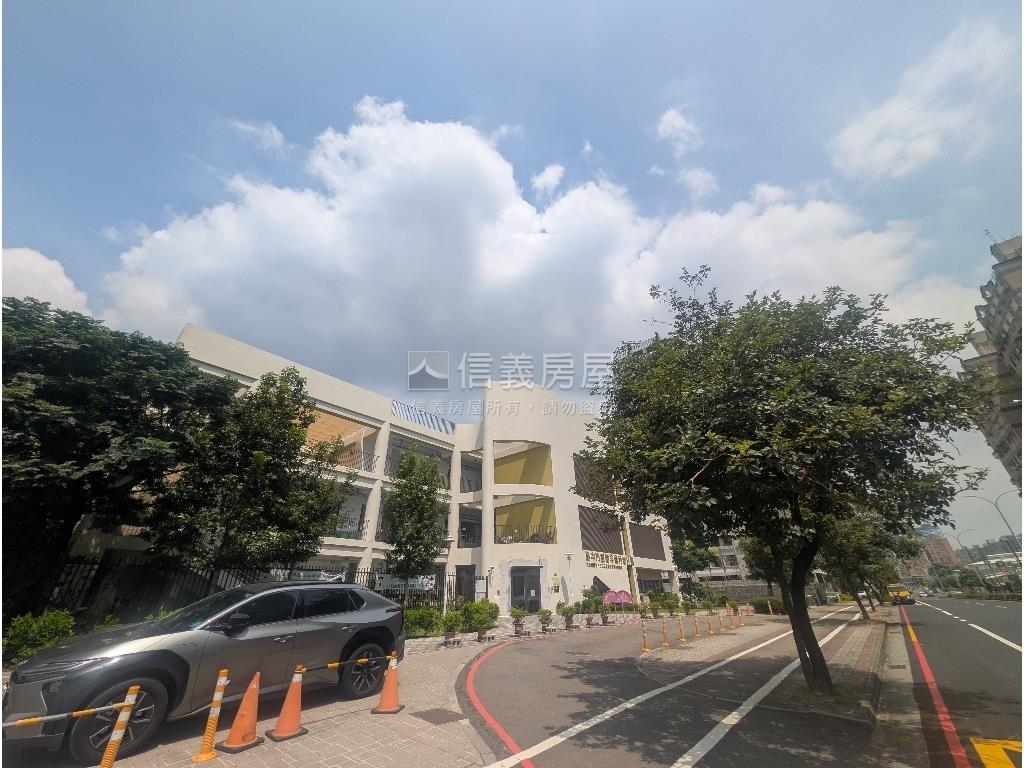 近中山醫好棒套房房屋室內格局與周邊環境