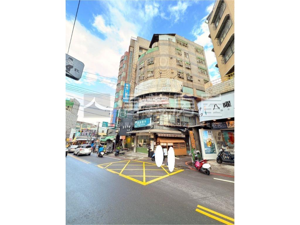 東海大學收租三角窗店王房屋室內格局與周邊環境