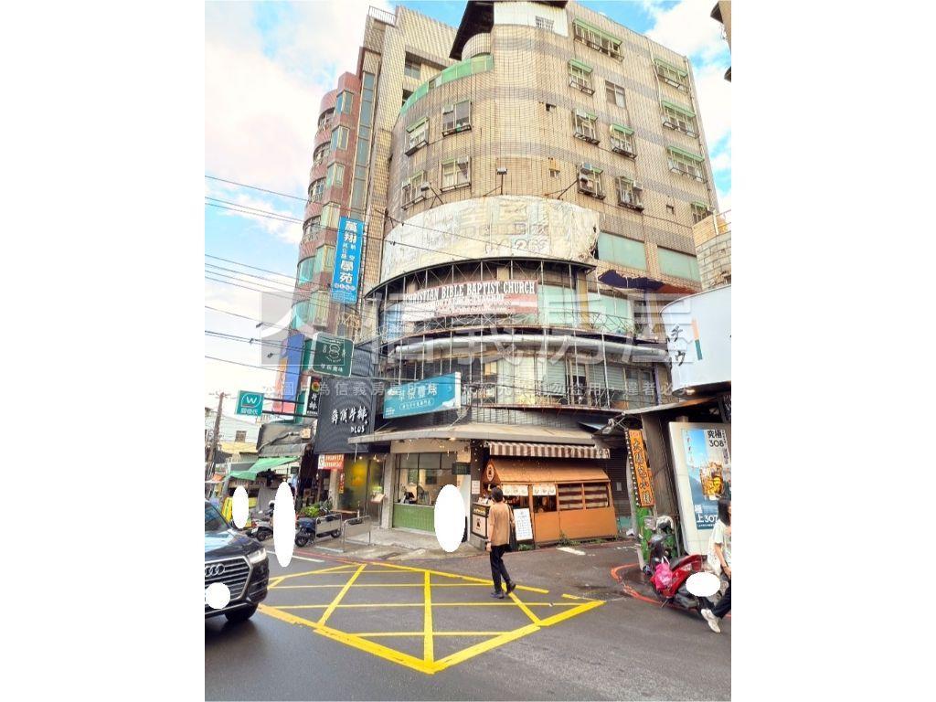 東海大學收租三角窗店王房屋室內格局與周邊環境
