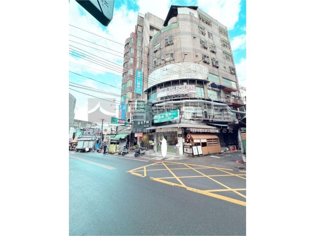 東海大學收租三角窗店王房屋室內格局與周邊環境