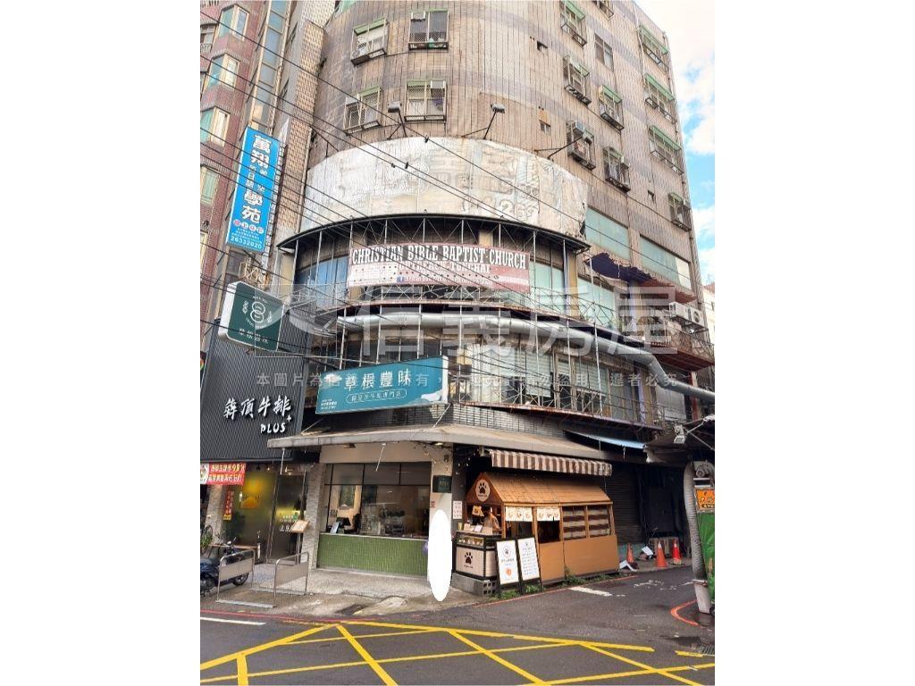 東海大學收租三角窗店王房屋室內格局與周邊環境