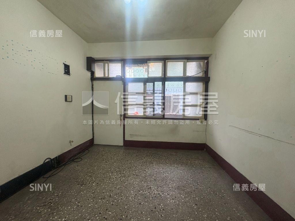 三和國中捷運美屋房屋室內格局與周邊環境