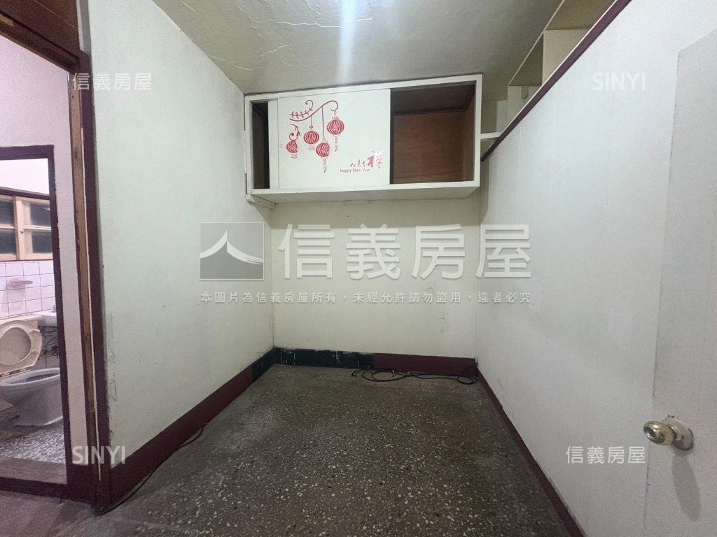 三和國中捷運美屋房屋室內格局與周邊環境