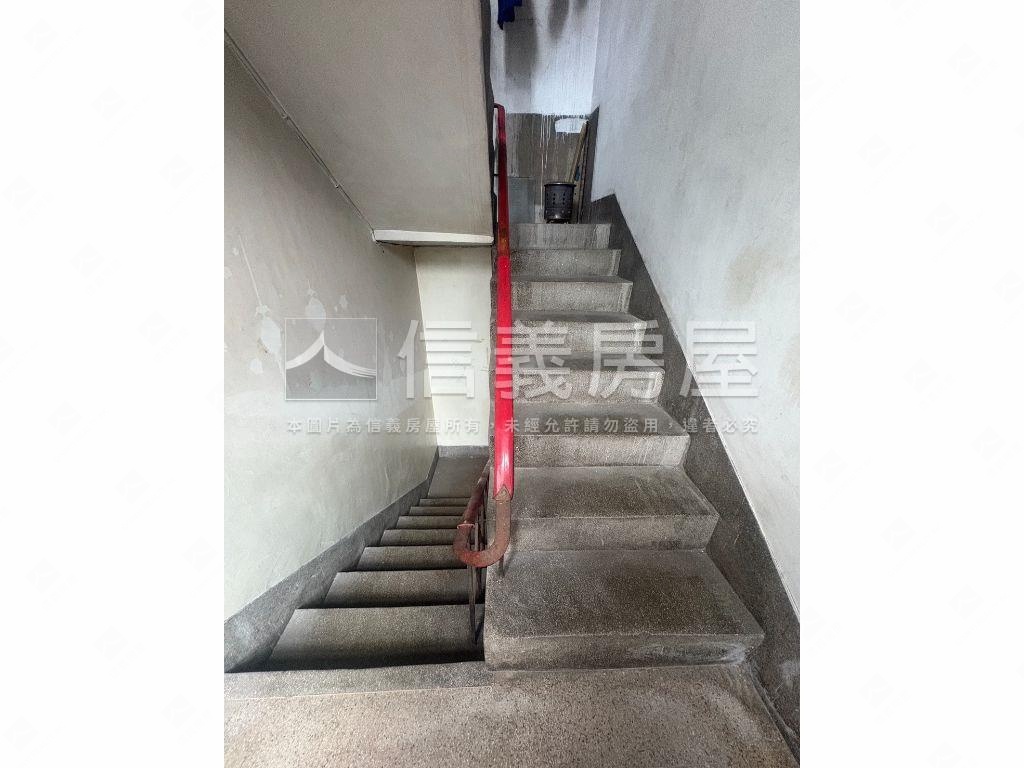 三和國中捷運美屋房屋室內格局與周邊環境