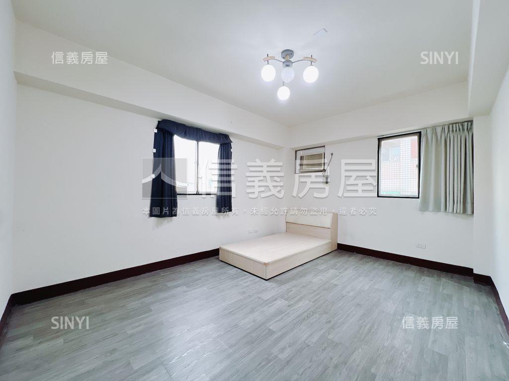 近中國醫電梯美２＋１房房屋室內格局與周邊環境