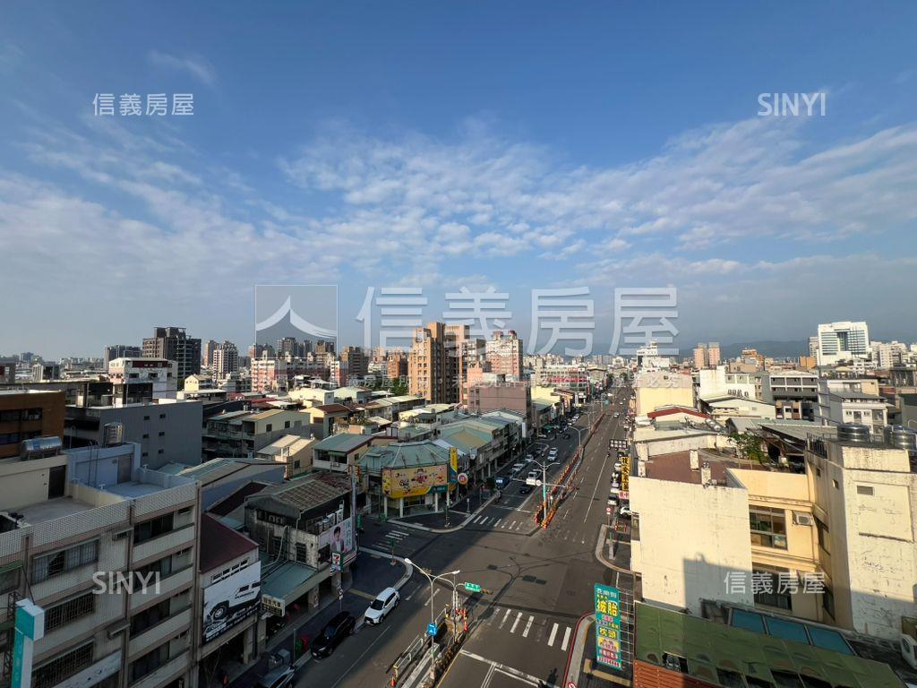 近中國醫電梯美２＋１房房屋室內格局與周邊環境
