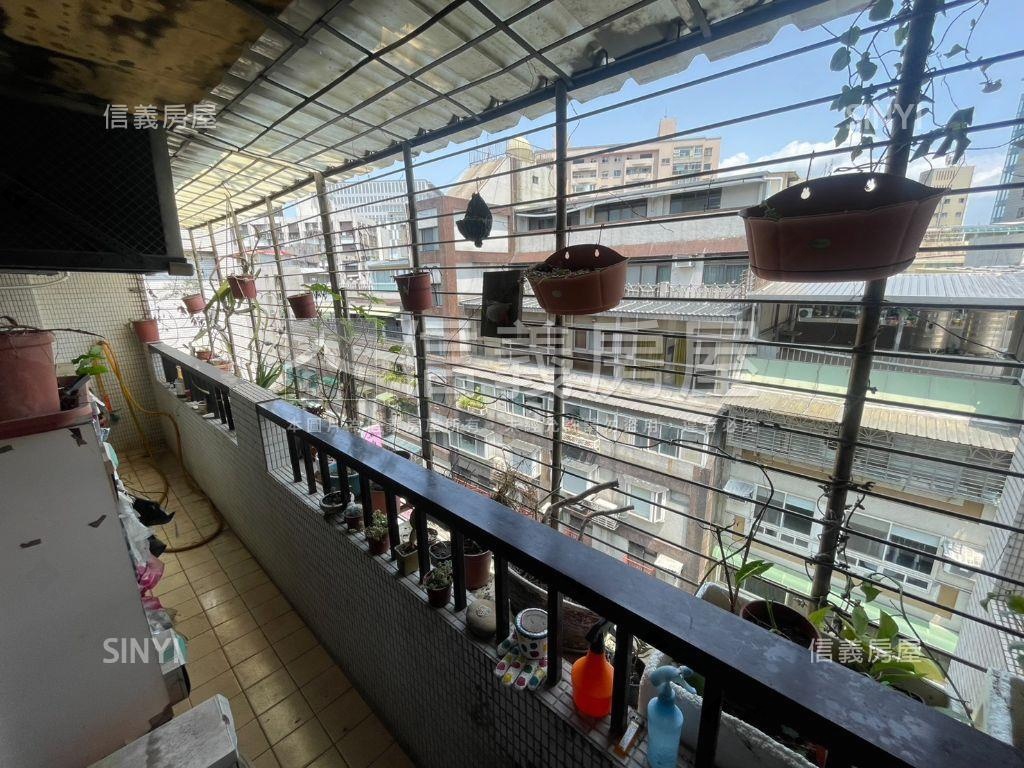 敦北民生稀有電梯大空間房屋室內格局與周邊環境