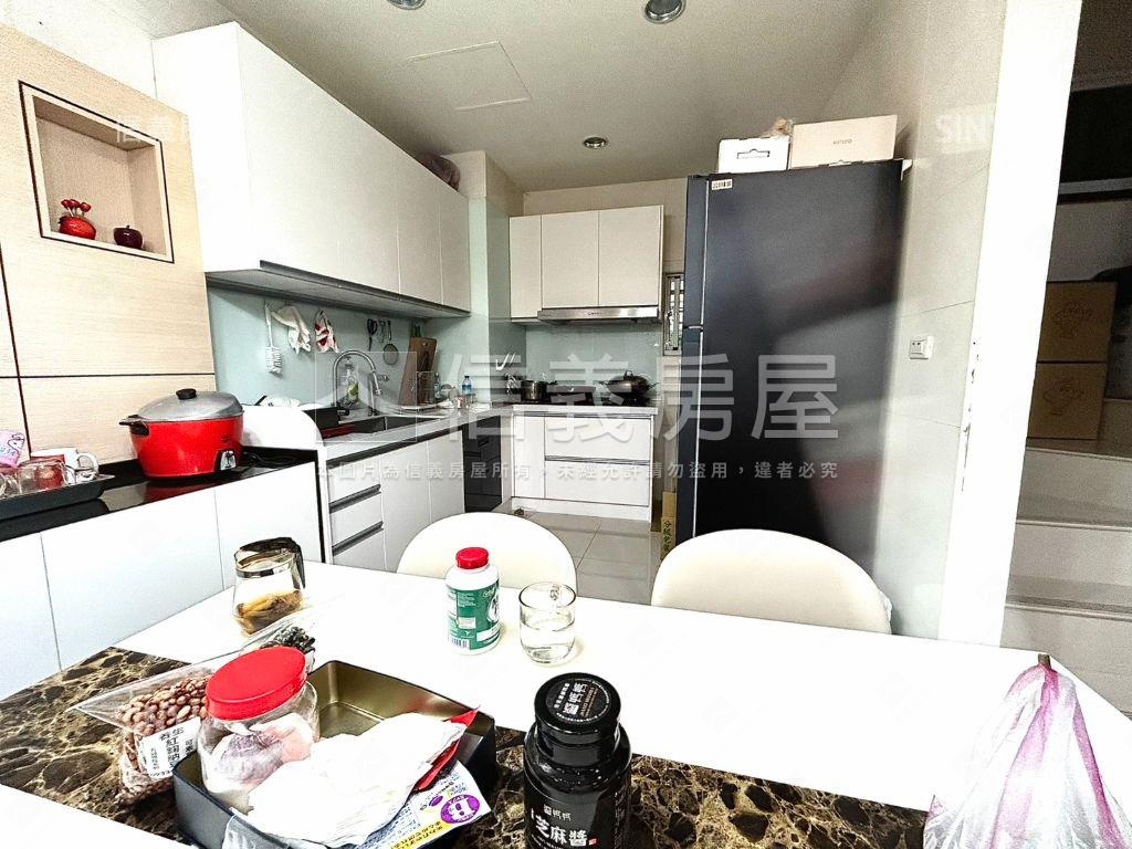 必看☆廣豐商圈雙主臥別墅房屋室內格局與周邊環境