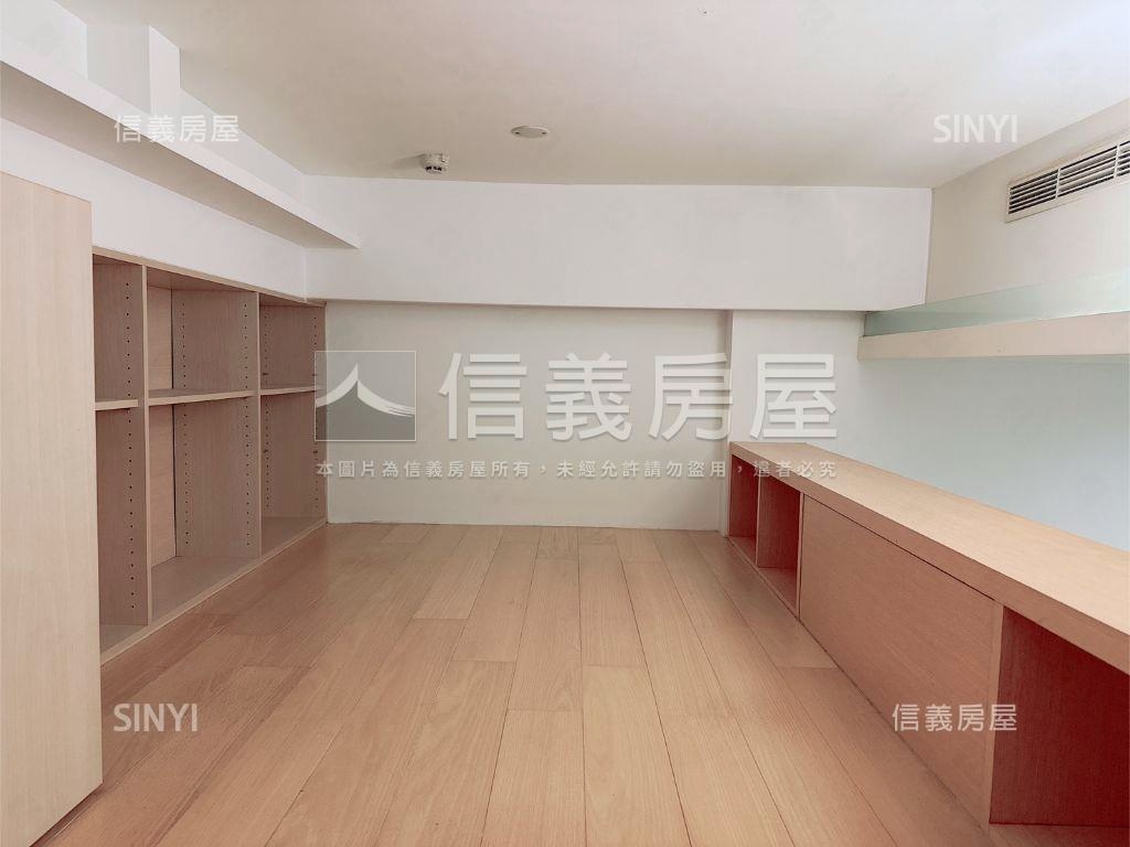 專任：大直逸廊！質感美居房屋室內格局與周邊環境