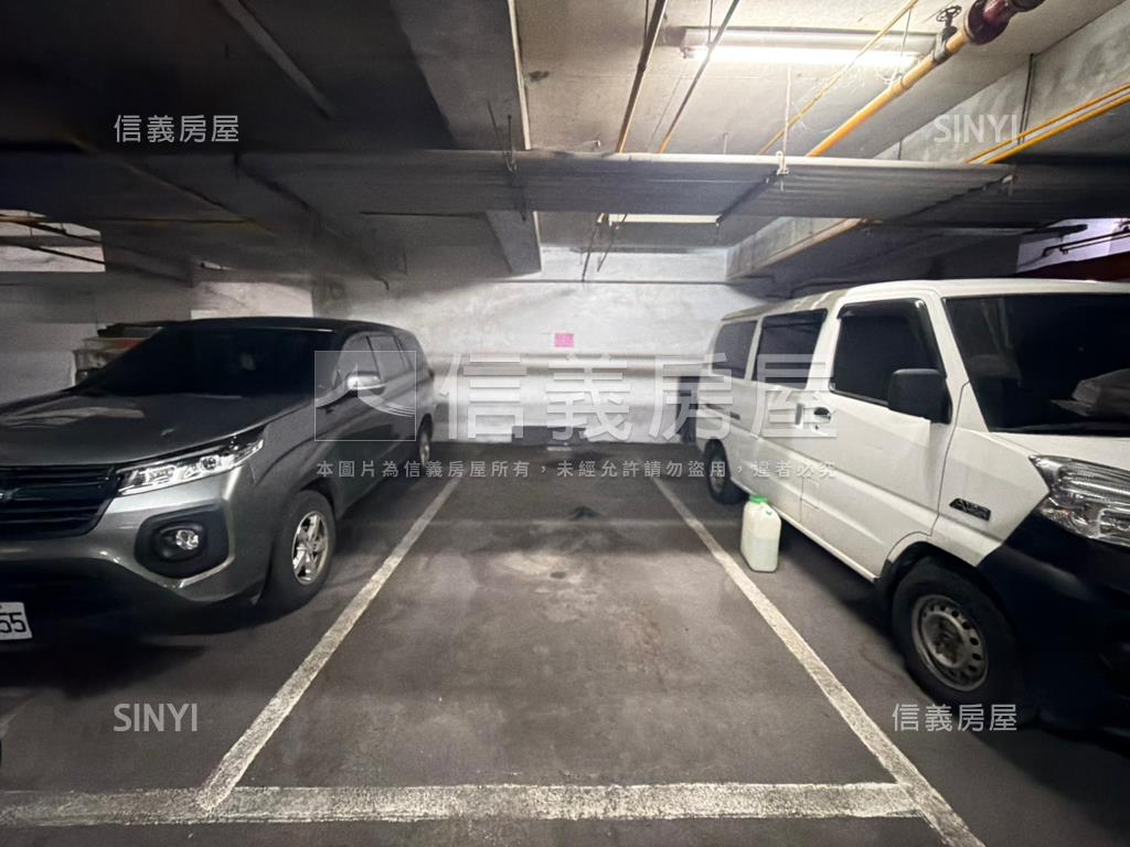 福泰金城三房車位房屋室內格局與周邊環境