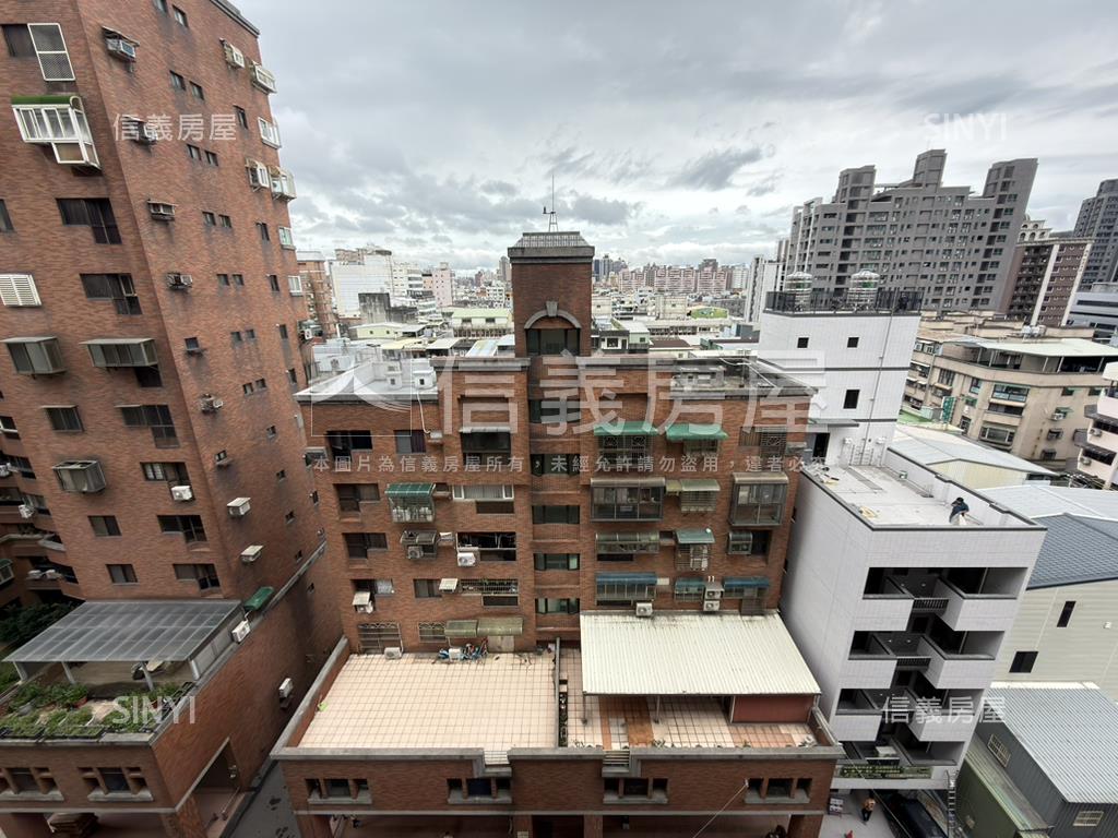 福泰金城三房車位房屋室內格局與周邊環境