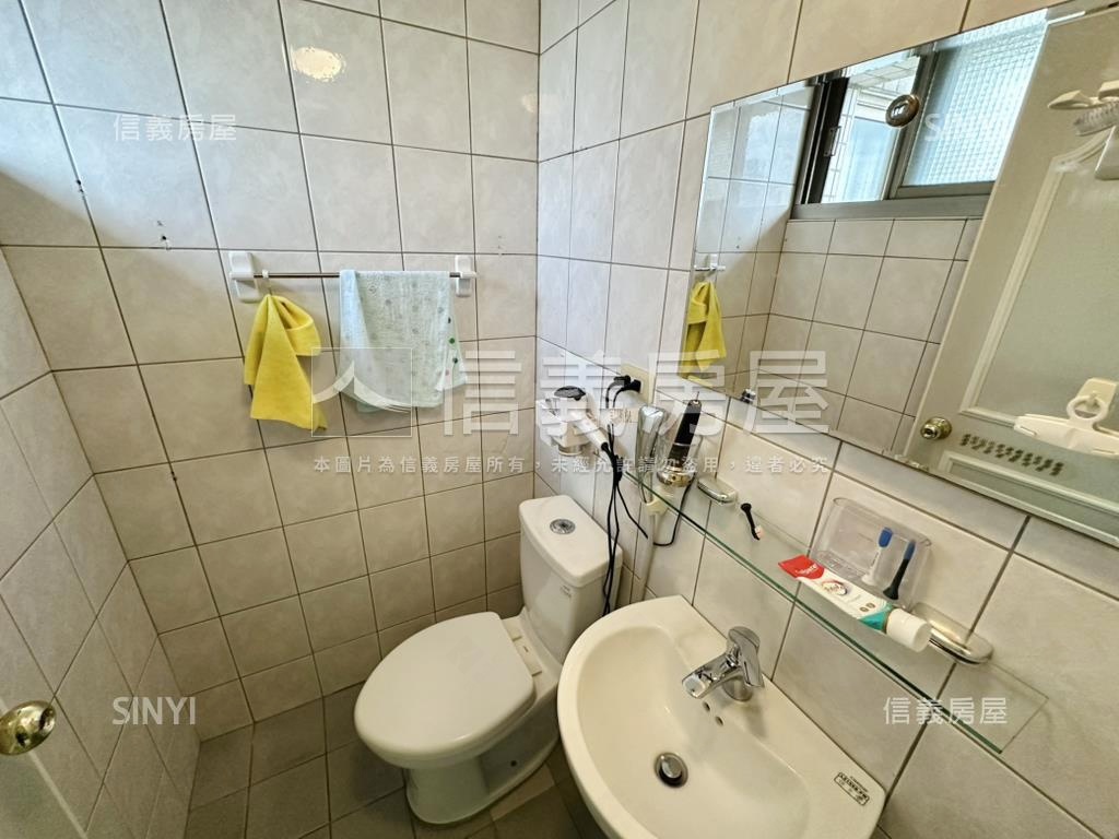 北區邊間２房２衛車站宅房屋室內格局與周邊環境