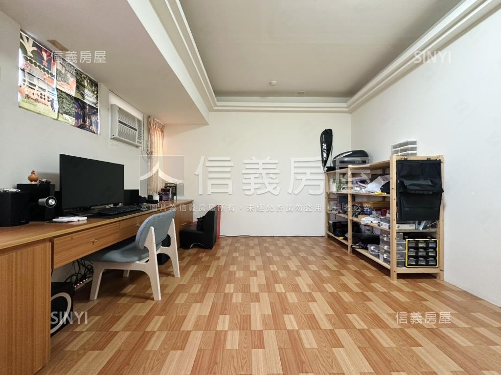 北區邊間２房２衛車站宅房屋室內格局與周邊環境