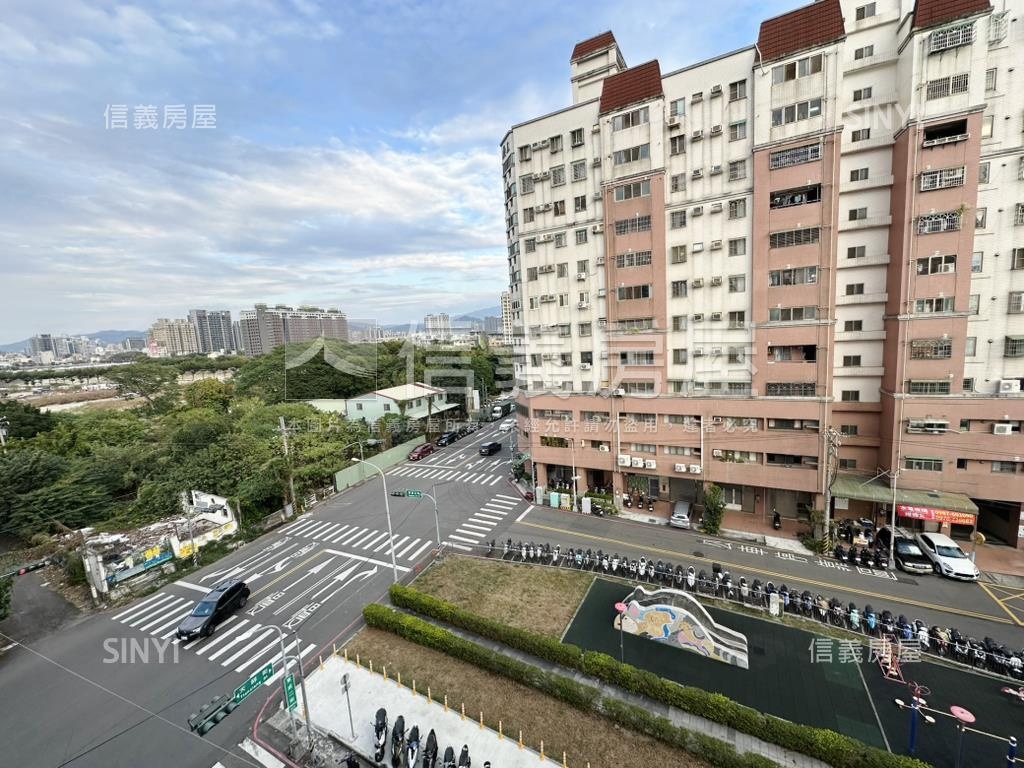 北區邊間２房２衛車站宅房屋室內格局與周邊環境