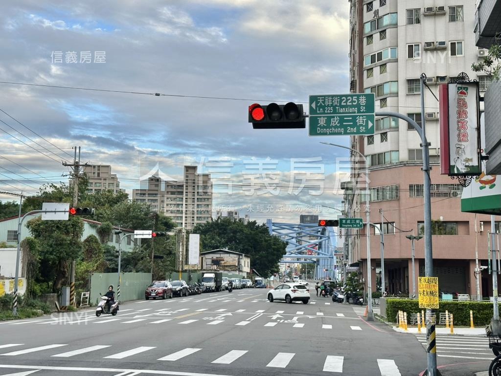 北區邊間２房２衛車站宅房屋室內格局與周邊環境