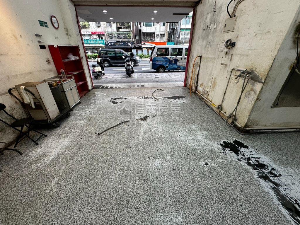 文德優質店面房屋室內格局與周邊環境