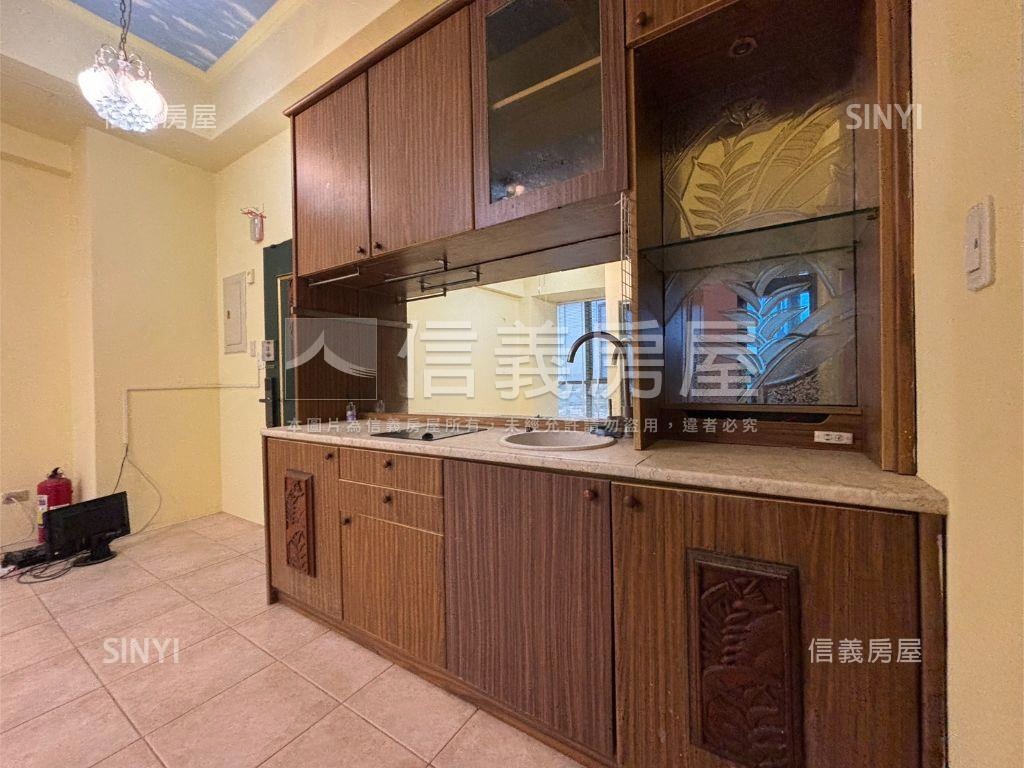 亞熱帶度假風美宅房屋室內格局與周邊環境