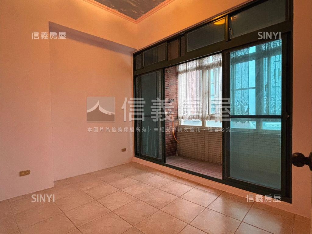 亞熱帶度假風美宅房屋室內格局與周邊環境