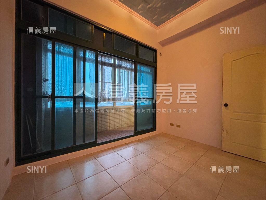 亞熱帶度假風美宅房屋室內格局與周邊環境