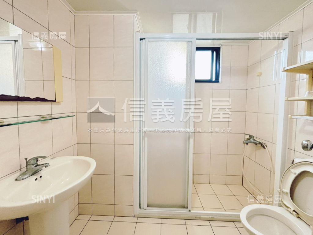 店長推薦楓格花園三房車位房屋室內格局與周邊環境