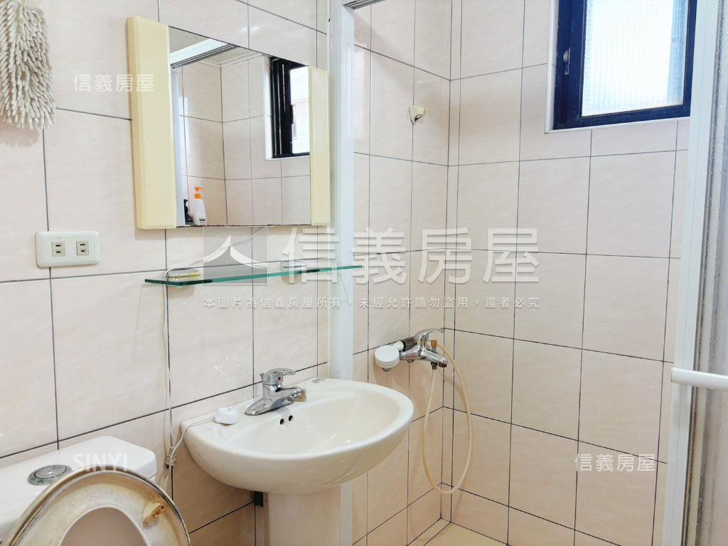 店長推薦楓格花園三房車位房屋室內格局與周邊環境