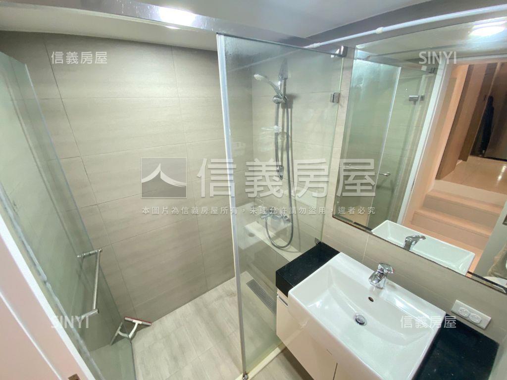 ［捷運宅］電梯美三房車位房屋室內格局與周邊環境