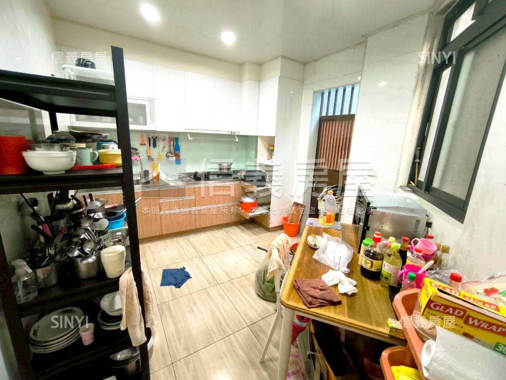 平鎮面公園大空間美宅房屋室內格局與周邊環境