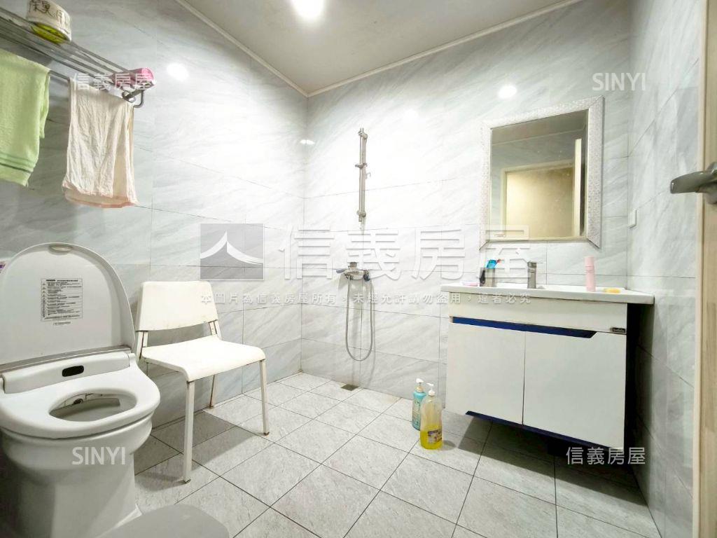 平鎮面公園大空間美宅房屋室內格局與周邊環境