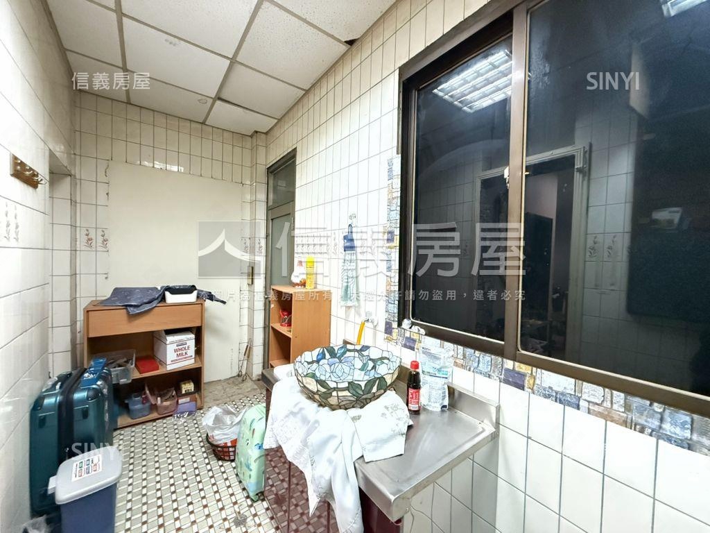 平鎮機能透天店面房屋室內格局與周邊環境