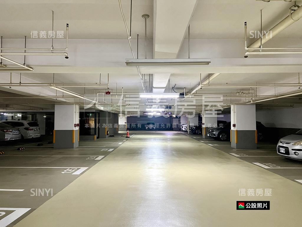 國泰上品硯採光四房雙車位房屋室內格局與周邊環境