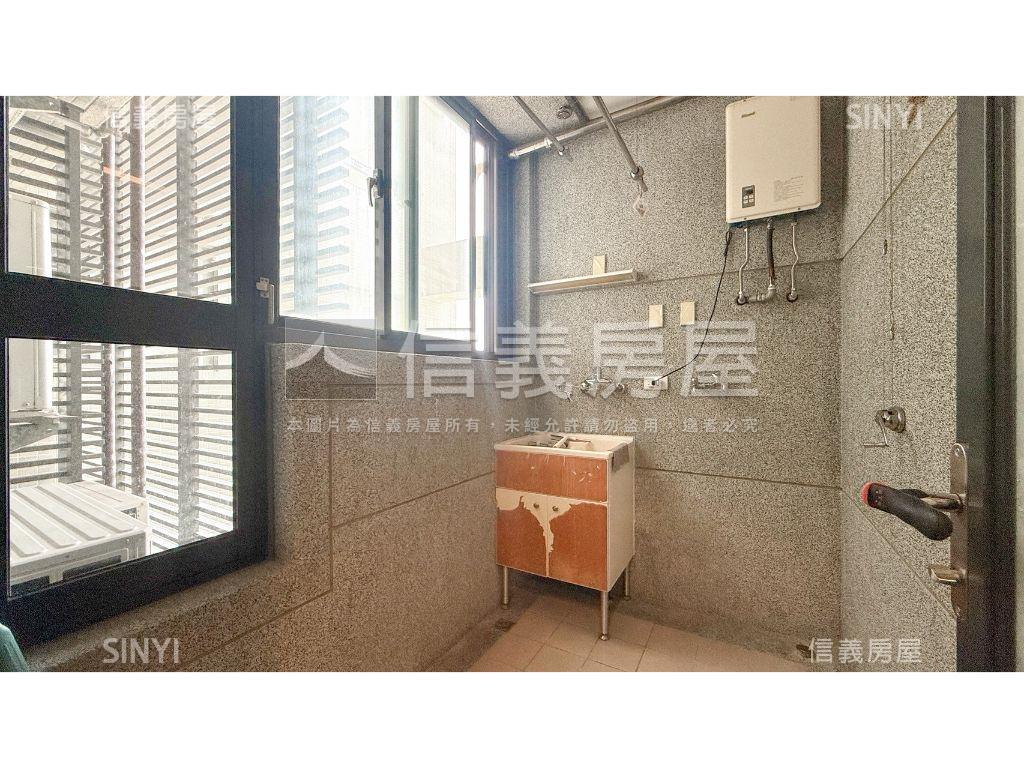水湳主陽約３５坪大三房房屋室內格局與周邊環境