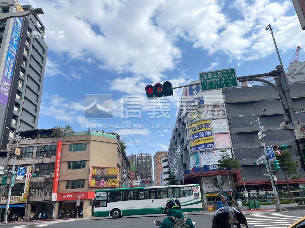 甘州街商業地收租等改建房屋室內格局與周邊環境